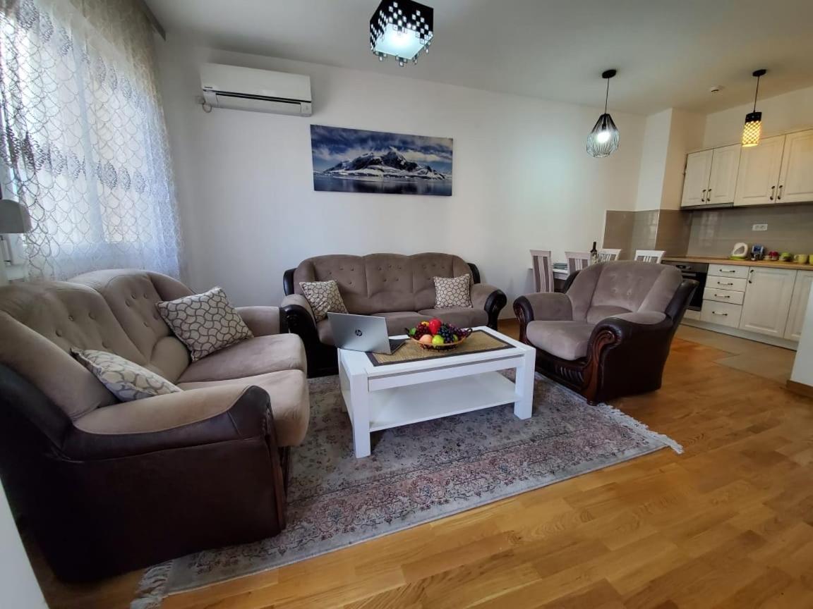 Gran Premium Apartment Podgorica Ngoại thất bức ảnh